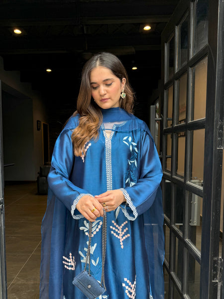 Seashells 🐚 – Samreen couture
